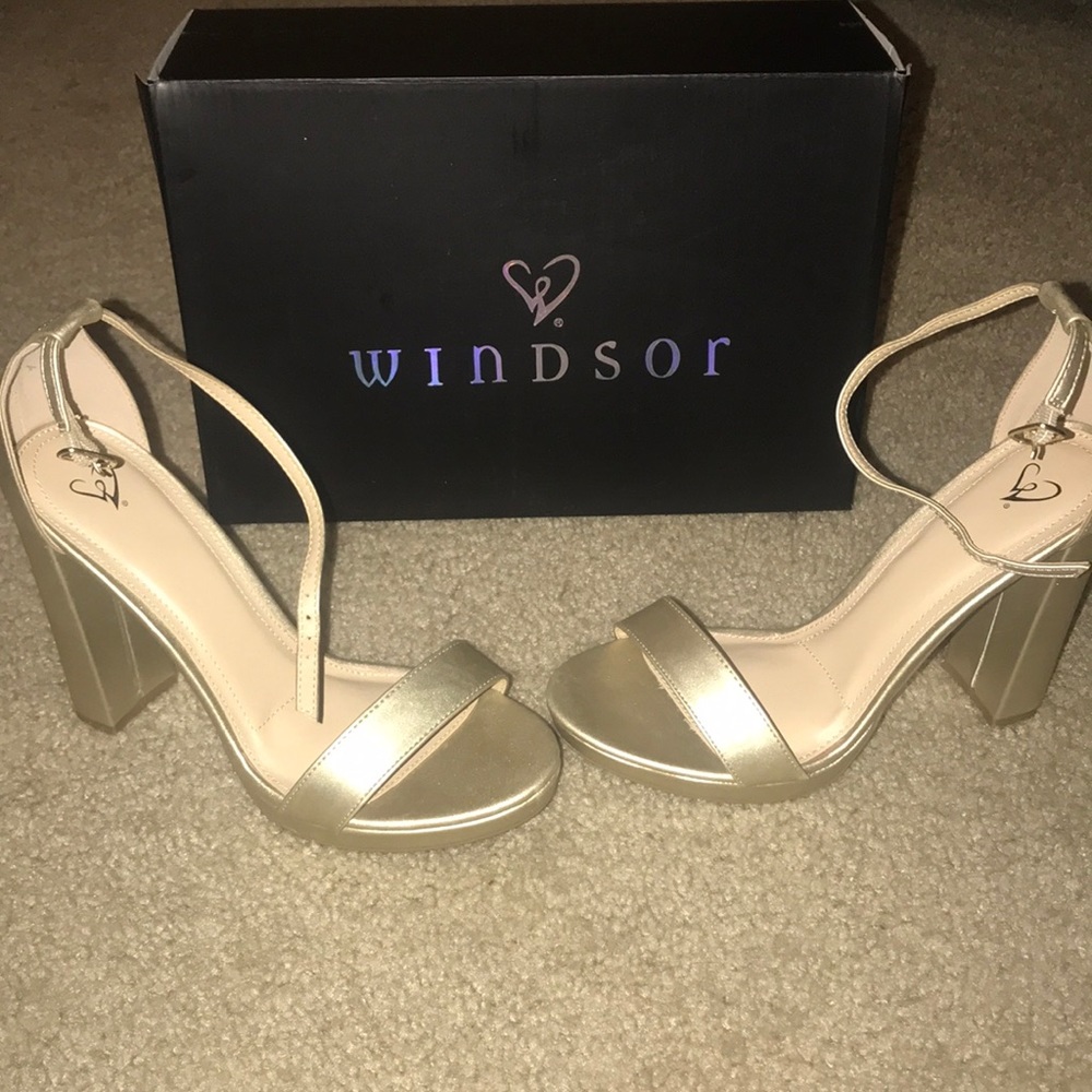 Gold ankle strap heels!